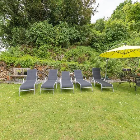 Feriehus Charming In Anseremme With Fenced Garden *