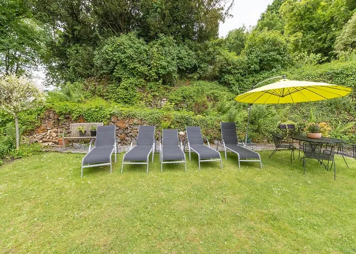 Ferienhaus Charming Cottage In Anseremme With Fenced Garden *