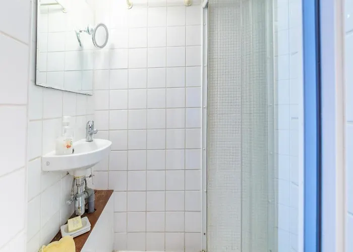 Ferienhaus Charming Cottage In Anseremme With Fenced Garden