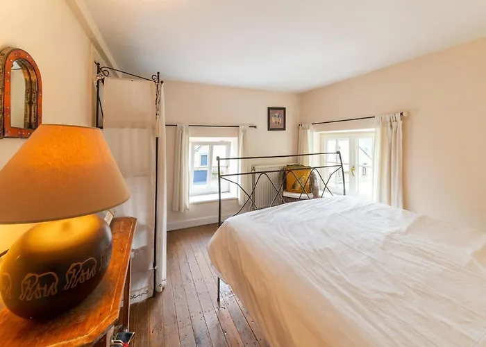 Charming Cottage In Anseremme With Fenced Garden Ferienhaus