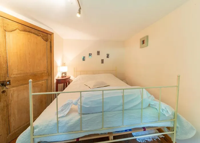 Charming Cottage In Anseremme With Fenced Garden Ferienhaus