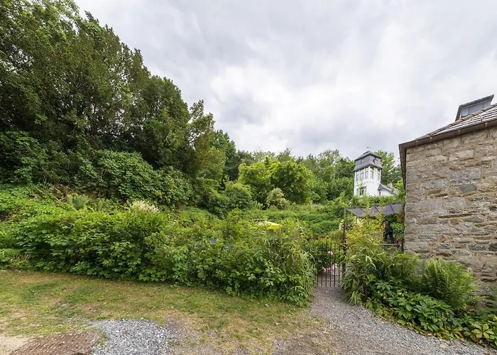 Charming Cottage In Anseremme With Fenced Garden Ferienhaus