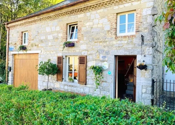 Ferienhaus Charming Cottage In Anseremme With Fenced Garden *